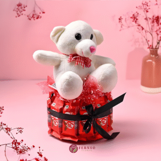 Cuddles & Crunch Delight